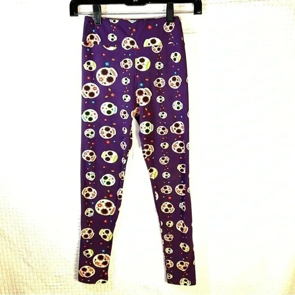 Lularoe Tween Leggings Halloween Skulls Floral All Over Print Purple Background - Picture 1 of 8